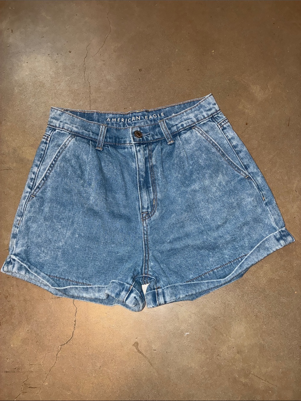 American Eagle Outfitters Light Blue High-Waist mom Denim Shorts